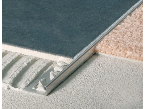 Blanke Fliesenschiene Edelstahl gebürstet 2500x12,5 mm