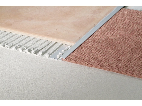 Blanke Teppichübergangsprofil Alu silber eloxiert 2500x8 mm