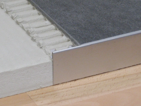 Blanke Schwellenprofil Edelstahl gebürstet 3000x10/46 mm